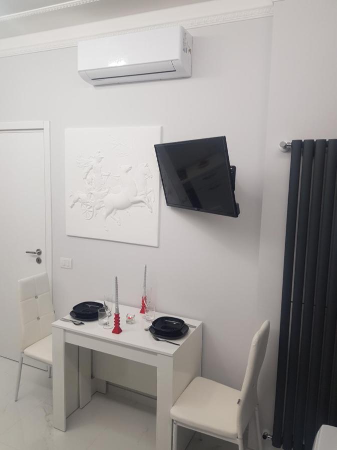 Black & White Mediolan Zewnętrze zdjęcie